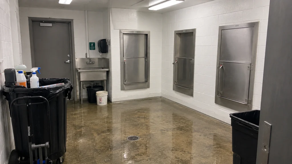 clean trash chute room